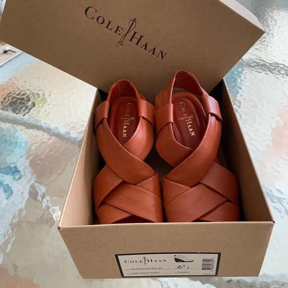 Cole Haan platform sandals 👡 - Picture 5 of 10